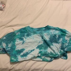 cool cropped handmade tie dye shirt